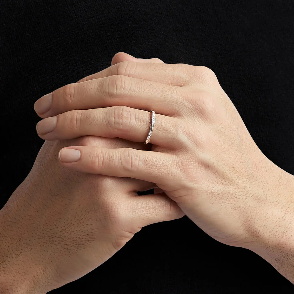 Spiral Pavé Diamond Band